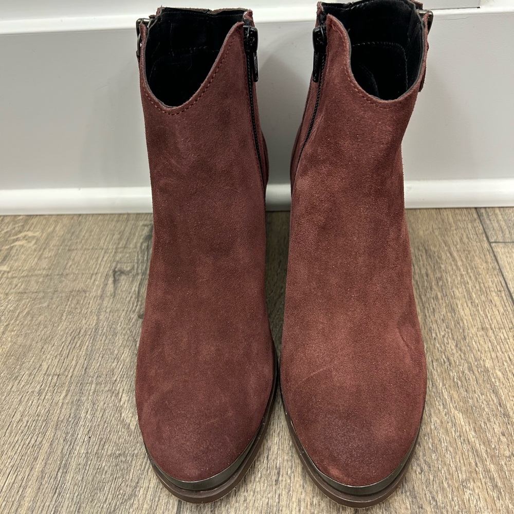 Diba Womens Shoes Sequoia Boots Burgundy Suede Leather Heeled Ankle Zip - size 7